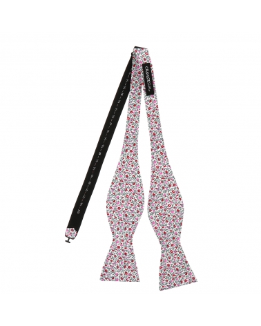 Noeud Papillon Défait Fleuri Rose Look Bohème